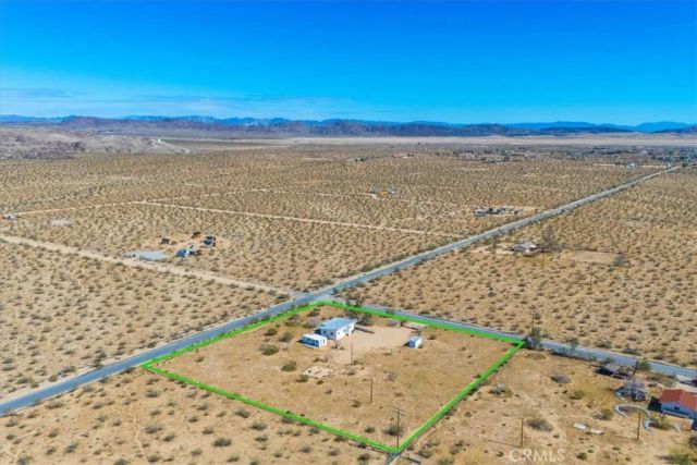 4914 Flamingo Avenue, Joshua Tree, CA 92252