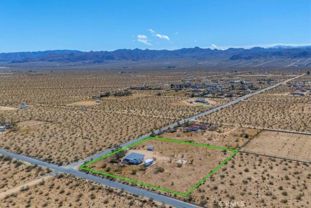 4914 Flamingo Avenue, Joshua Tree, CA 92252