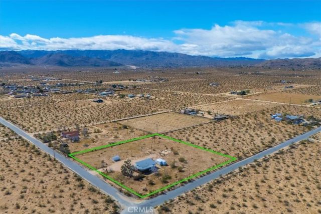 4914 Flamingo Avenue, Joshua Tree, CA 92252