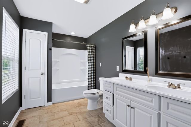 7863 Skywalker Court, Nineveh, IN 46164