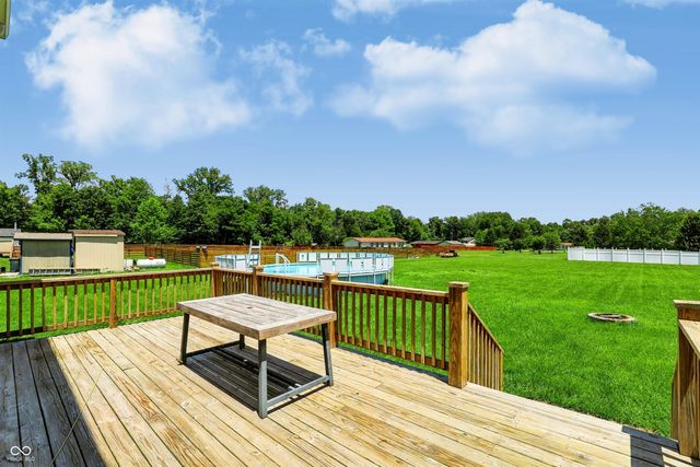 7863 Skywalker Court, Nineveh, IN 46164