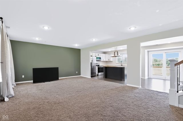 7863 Skywalker Court, Nineveh, IN 46164