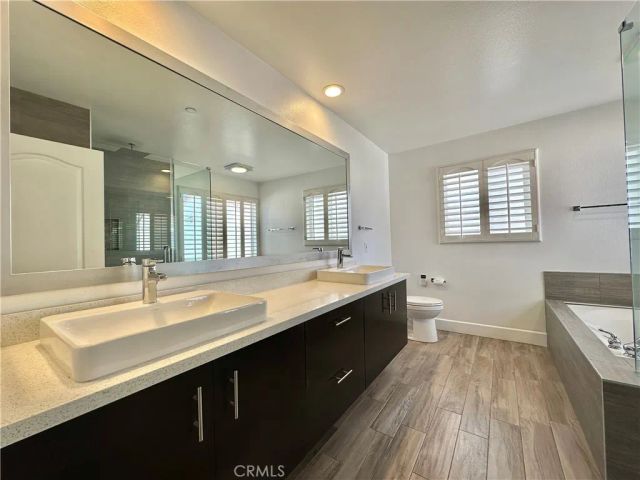 2222 Rockefeller Lane C, Redondo Beach, CA 90278