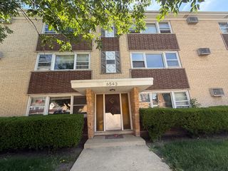 6543 16th Street 5, Berwyn, IL 60402