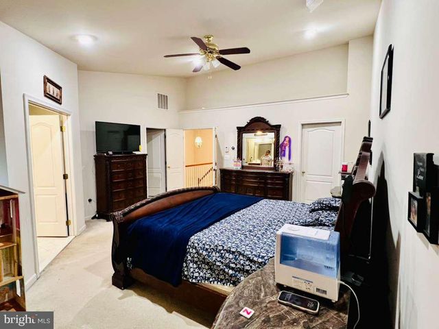 22587 WELBORNE MANOR SQ, Ashburn, VA 20148