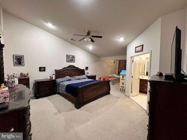 22587 WELBORNE MANOR SQ, Ashburn, VA 20148