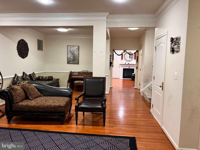 22587 WELBORNE MANOR SQ, Ashburn, VA 20148