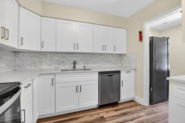 277 NW 3rd Court, Boca Raton, FL 33432