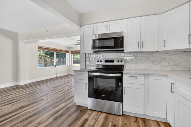 277 NW 3rd Court, Boca Raton, FL 33432