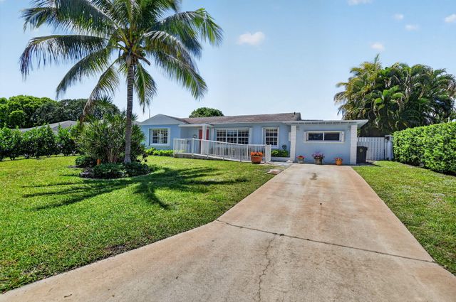277 NW 3rd Court, Boca Raton, FL 33432