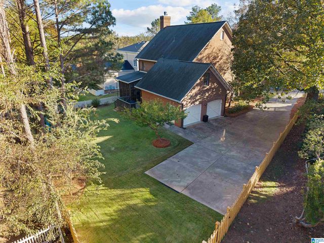 543 FOUNDERS PARK CIRCLE, Hoover, AL 35226