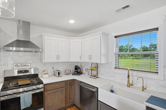 2209 BRENGMAN DR, Columbia, MO 65202