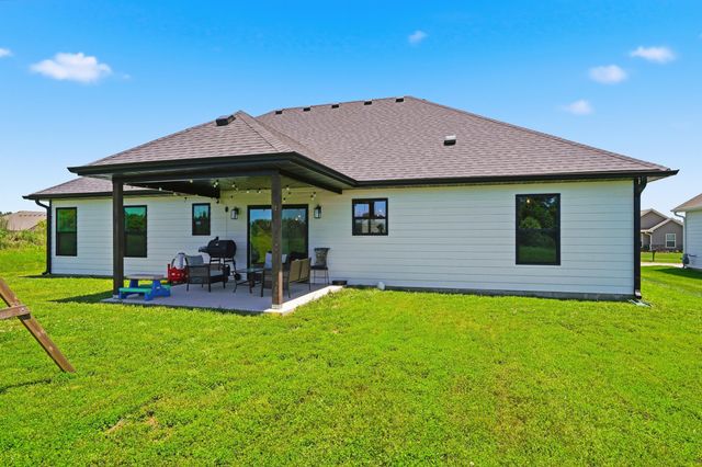 2209 BRENGMAN DR, Columbia, MO 65202