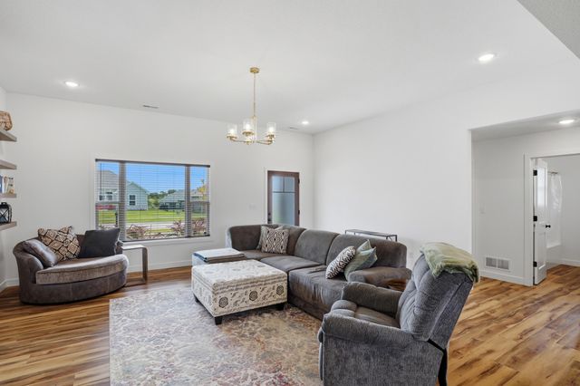 2209 BRENGMAN DR, Columbia, MO 65202