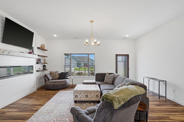 2209 BRENGMAN DR, Columbia, MO 65202