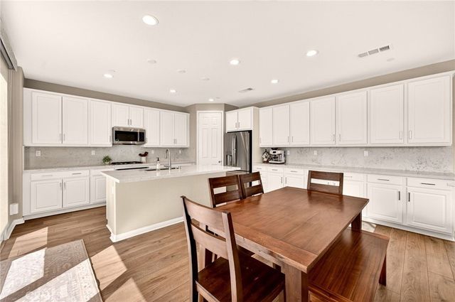 32071 Radiant Drive, Temecula, CA 92591