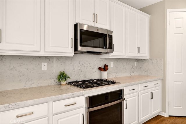 32071 Radiant Drive, Temecula, CA 92591