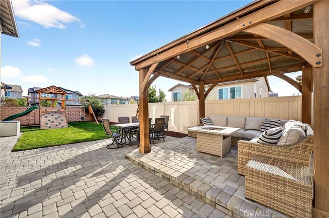 32071 Radiant Drive, Temecula, CA 92591