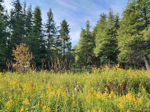 7683 Us2 Highway, Rapid River, MI 49878