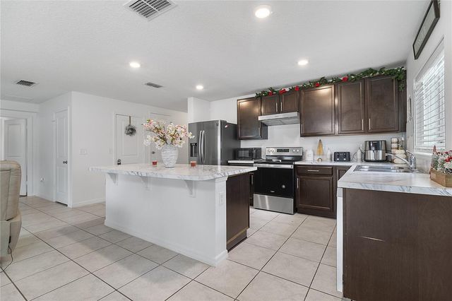 3073 SWEET ACRES PLACE, St Cloud, FL 34772
