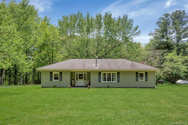 53 Bible Camp Road, Bloomingburg, NY 12721