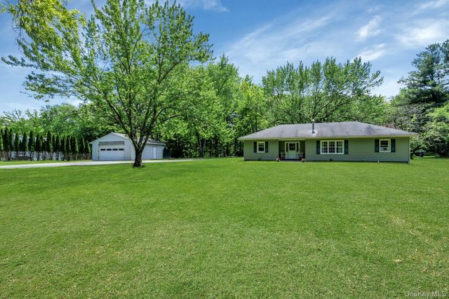 53 Bible Camp Road, Bloomingburg, NY 12721