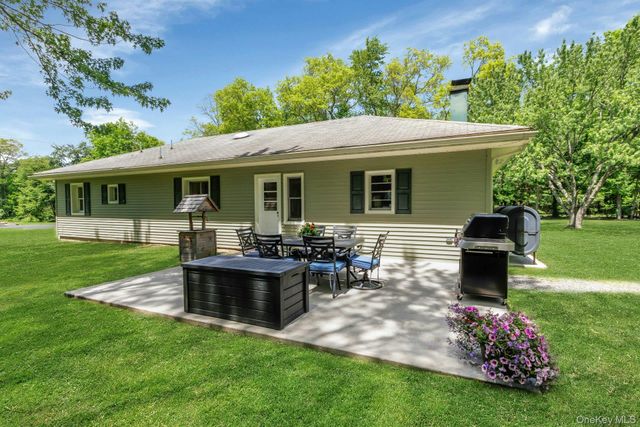 53 Bible Camp Road, Bloomingburg, NY 12721