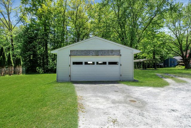 53 Bible Camp Road, Bloomingburg, NY 12721