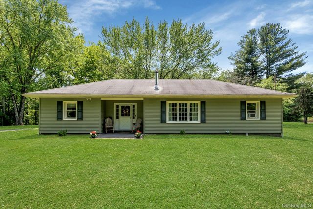 53 Bible Camp Road, Bloomingburg, NY 12721