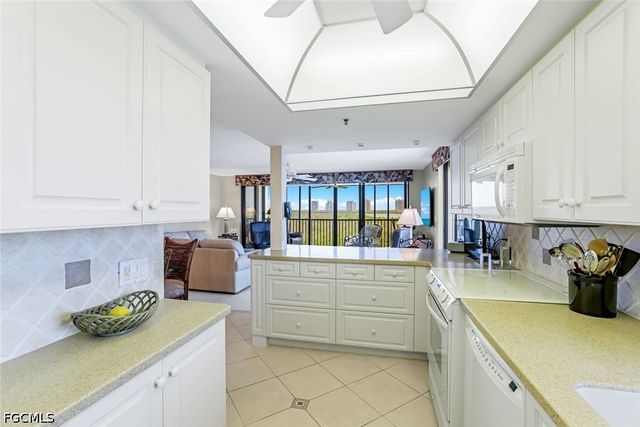 26235 Hickory BLVD 7B, Bonita Springs, FL 34134