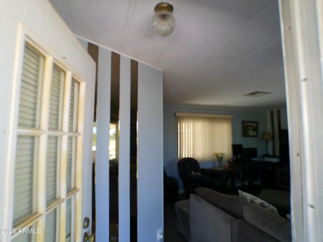 608 E QUEEN CREEK Court, Queen Valley, AZ 85118