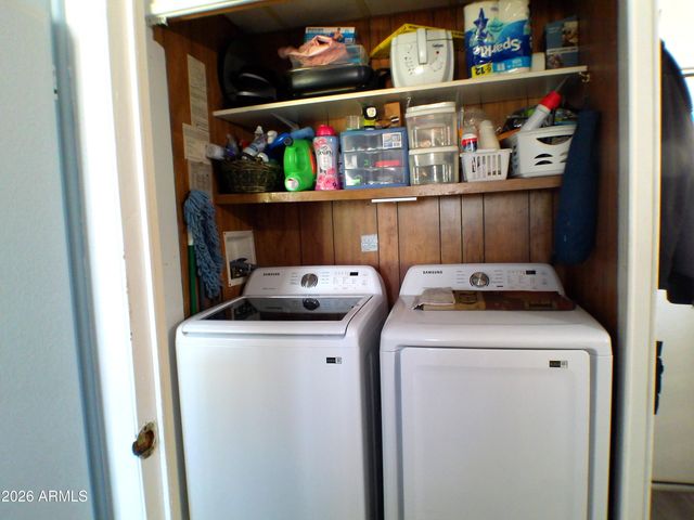 608 E QUEEN CREEK Court, Queen Valley, AZ 85118