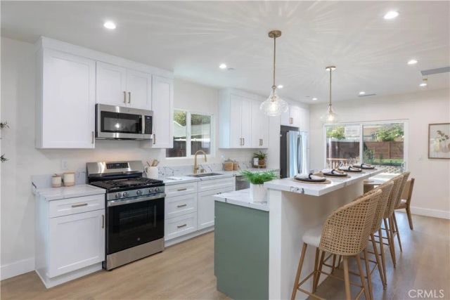 469 Highland, Pasadena, CA 91104