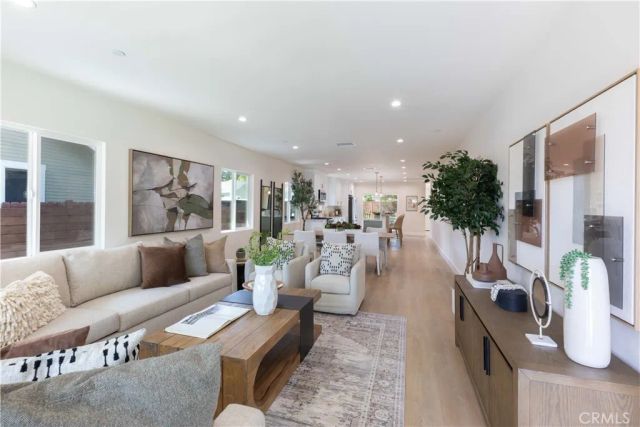 469 Highland, Pasadena, CA 91104
