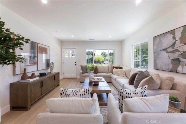 469 Highland, Pasadena, CA 91104
