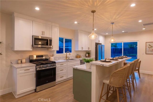 469 Highland, Pasadena, CA 91104