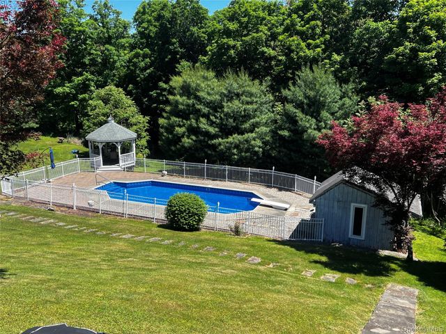 316 Forest Valley Road, Pleasant Valley, NY 12569