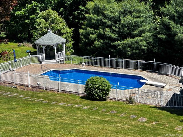 316 Forest Valley Road, Pleasant Valley, NY 12569