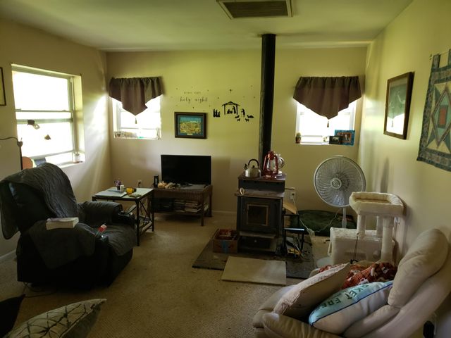 550 Panther Prowl Ln, Seymour, MO 65746