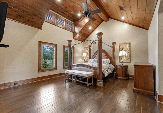 654 Navasota Ridge, Navasota, TX 77868