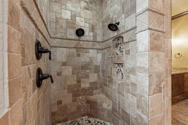 654 Navasota Ridge, Navasota, TX 77868