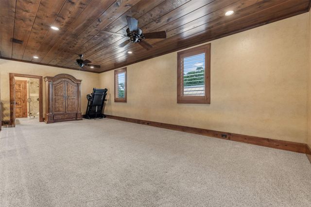 654 Navasota Ridge, Navasota, TX 77868