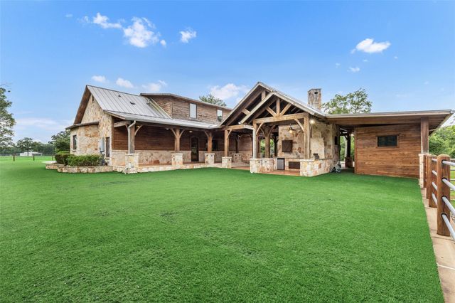 654 Navasota Ridge, Navasota, TX 77868