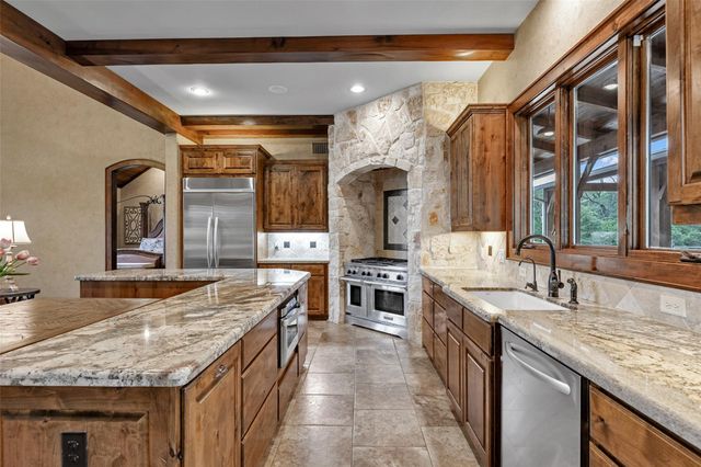 654 Navasota Ridge, Navasota, TX 77868