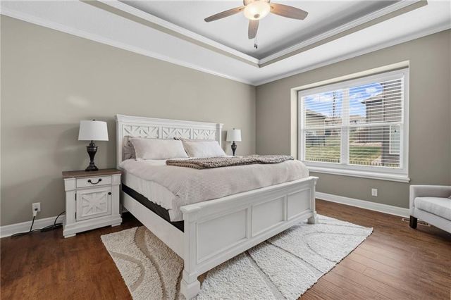 1021 SE Carmine Court, Blue Springs, MO 64014