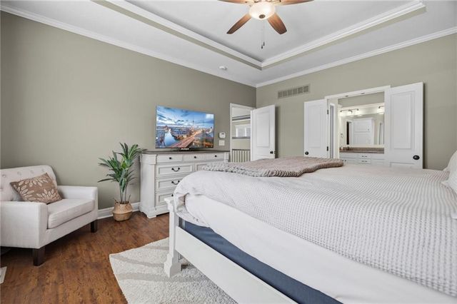 1021 SE Carmine Court, Blue Springs, MO 64014