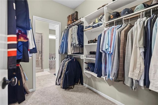 1021 SE Carmine Court, Blue Springs, MO 64014