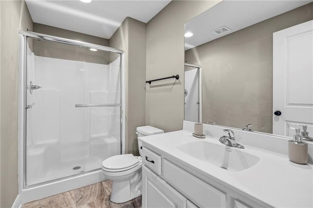 1021 SE Carmine Court, Blue Springs, MO 64014