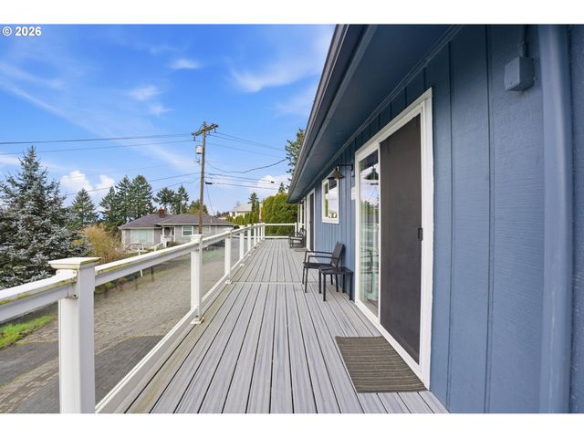 1101 E 33RD Pl, Vancouver, WA 98661