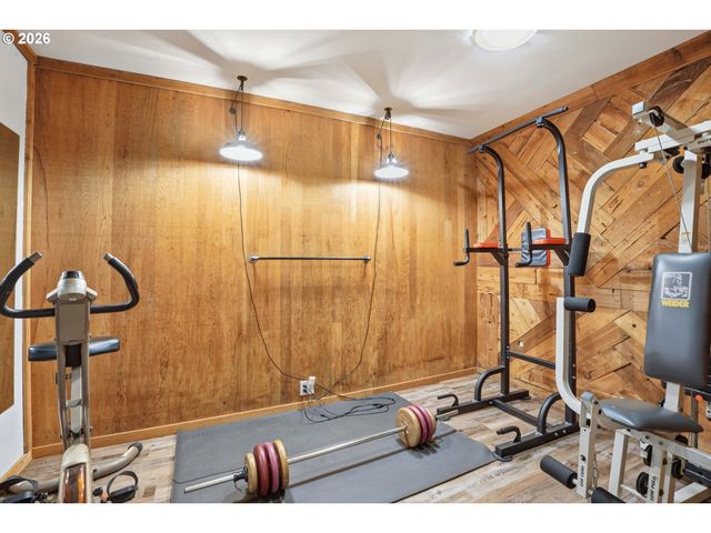 1101 E 33RD Pl, Vancouver, WA 98661